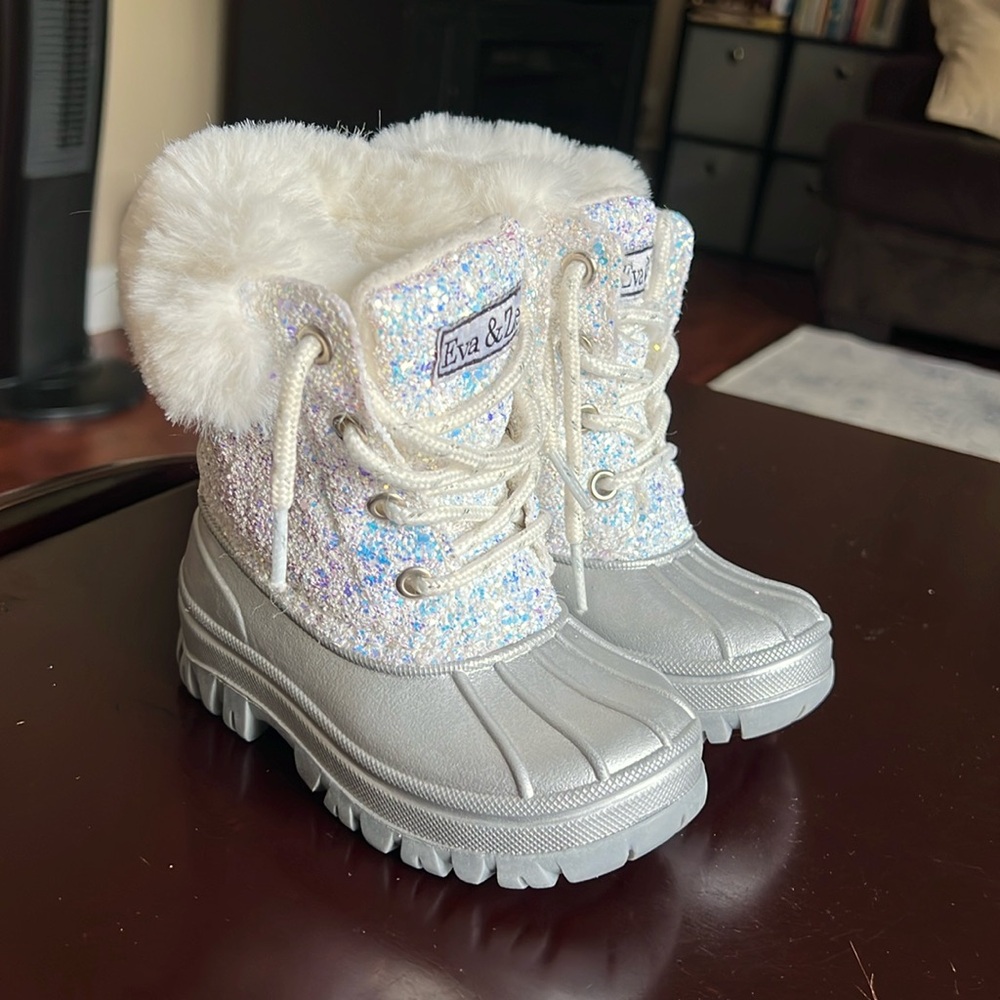 Toddler snow boots